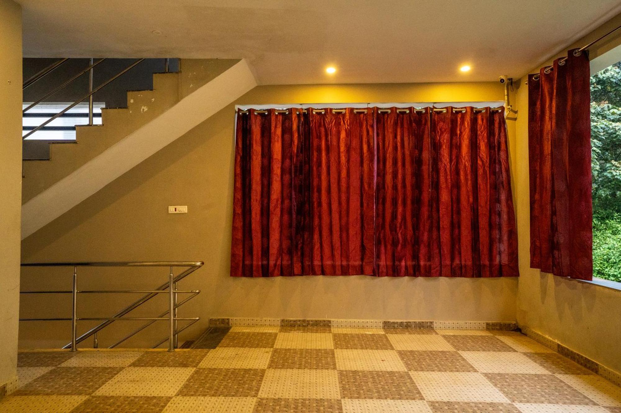 Hotel Misty Inn Yercaud Buitenkant foto